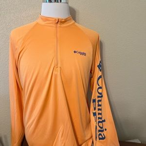 Columbia PFG Long Sleeve 1/4 Zip Pullover - Men’s Large